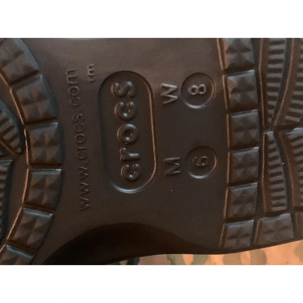 Crocs‎ Unisex Baya Sandals Black M 6 W 8 207627 EUC Beach Vacation Summer Fun